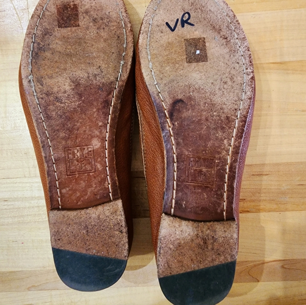 EUC FRYE Carson Ballet Cognac 6.5 - Picture 5 of 6